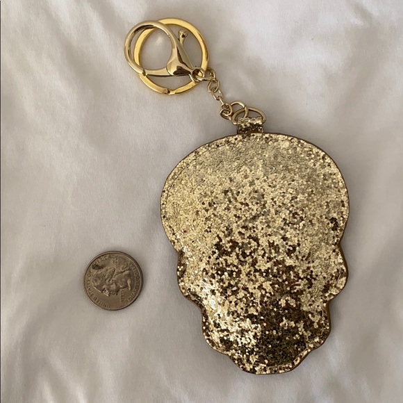 Skull Keychain - Picture 2 of 2